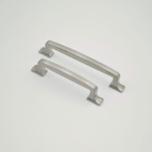 Brushed nickel zinc alloy cabinet handle for furniture